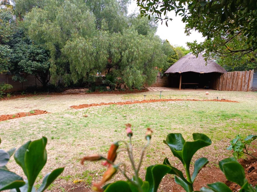 4 Bedroom Property for Sale in Pellissier Free State